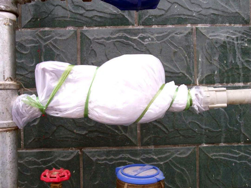 水管凍裂了如何修補，水管凍住了怎么辦，預防水管凍住有效的方法